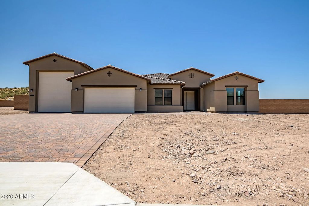 11063 E Rio Bravo Road, Gold Canyon