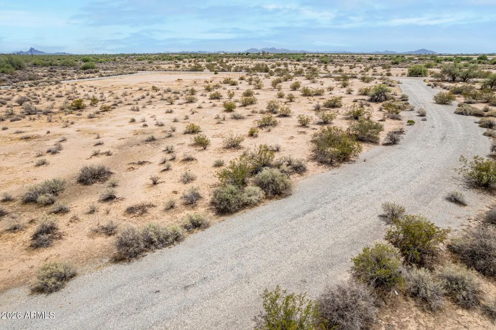 3025 N Hualapai Drive (unit 3), Eloy