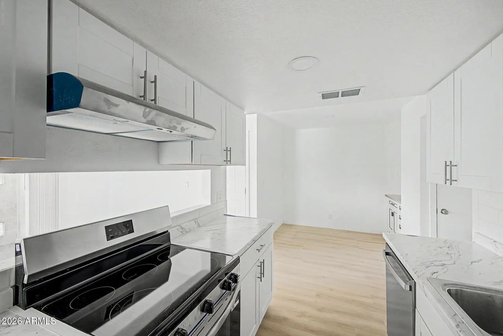 3422 N 12th Place, Phoenix