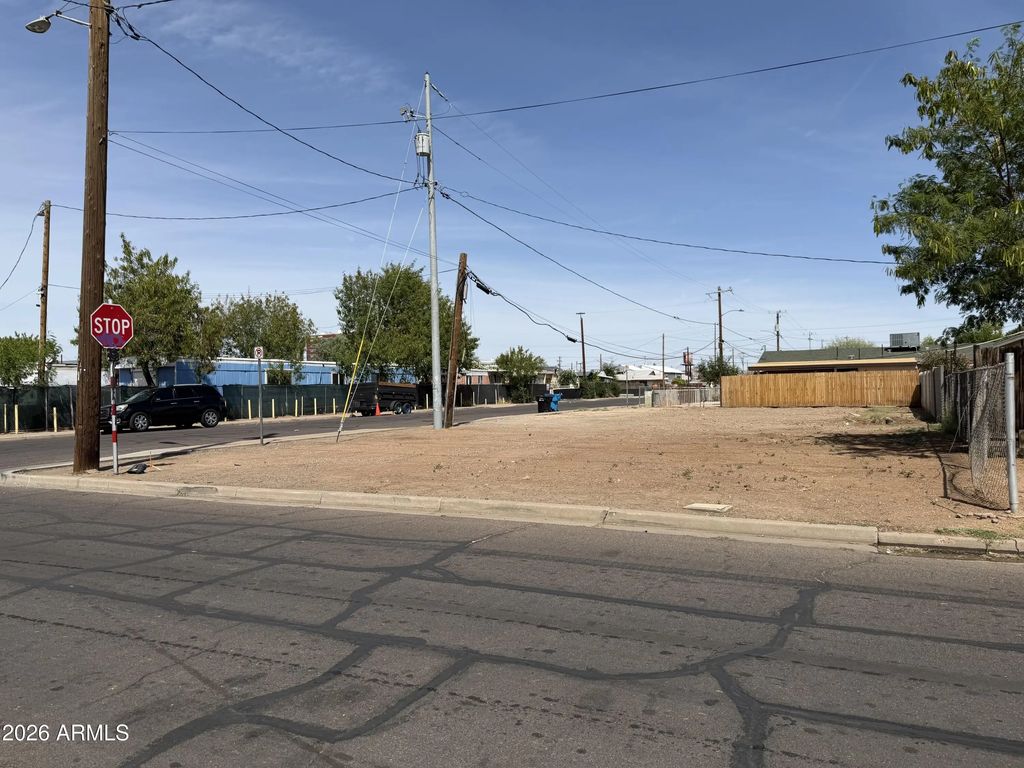 2301 E Taylor Street (unit -), Phoenix