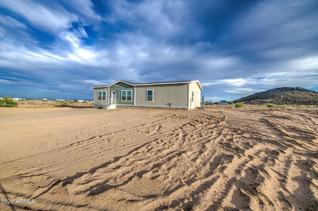 39105 W Maldonado Road, Tonopah