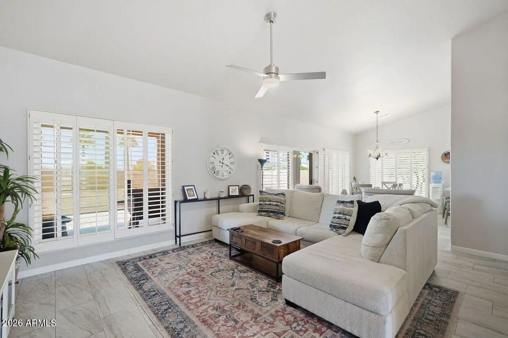 24950 S Lakewood Drive, Sun Lakes