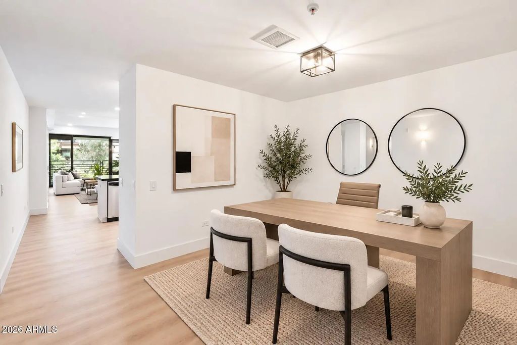 7157 E Rancho Vista Drive (unit 2010), Scottsdale