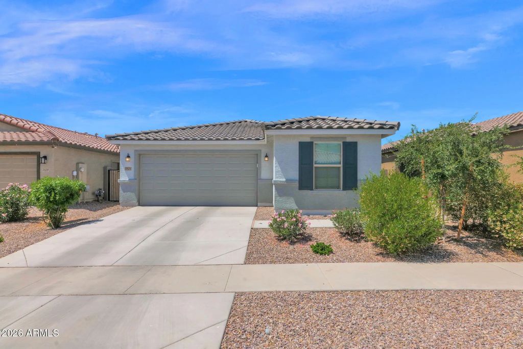 2824 W Monte Way, Laveen