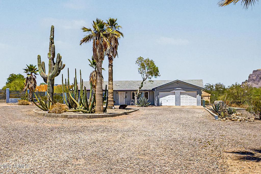 2330 E Broadway Avenue, Apache Junction
