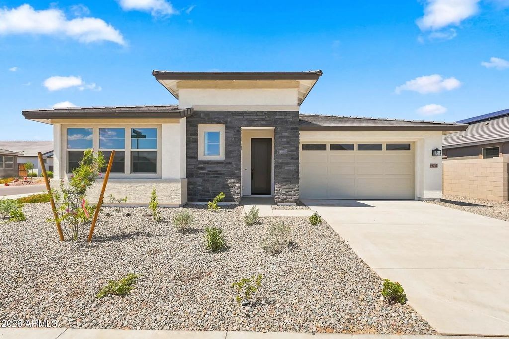 19032 W Stella Avenue, Waddell