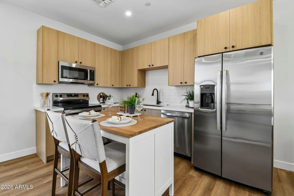 630 N Power (unit 107), Mesa