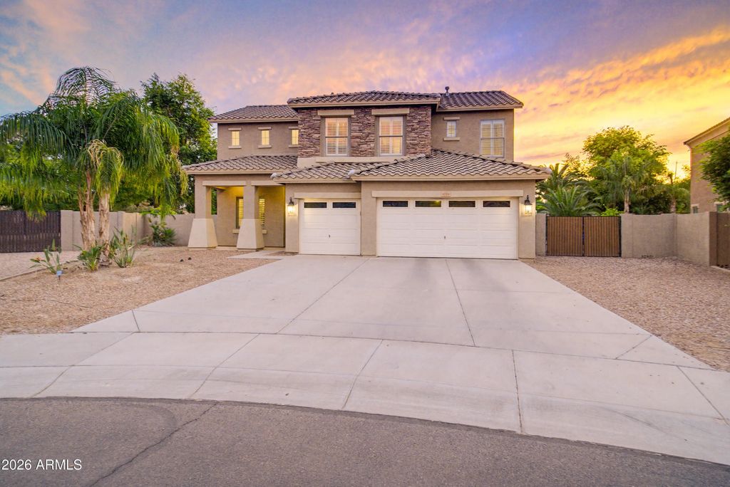 4984 S Cobblestone Street, Gilbert