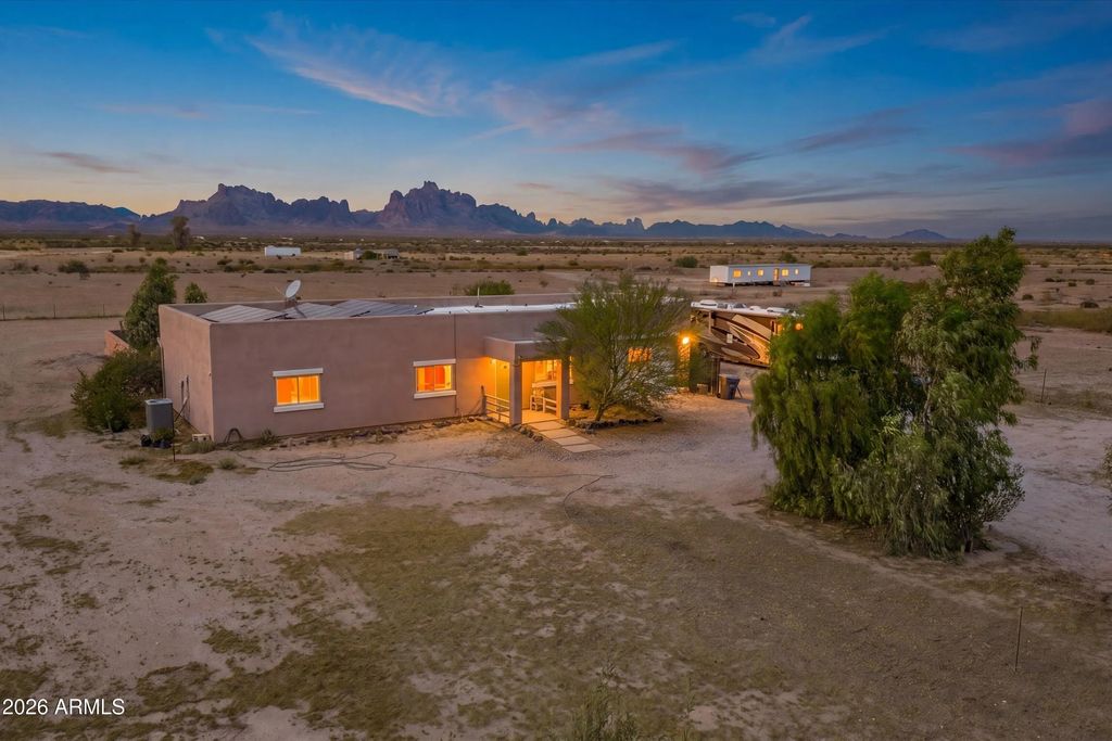8802 S 537th Avenue, Tonopah