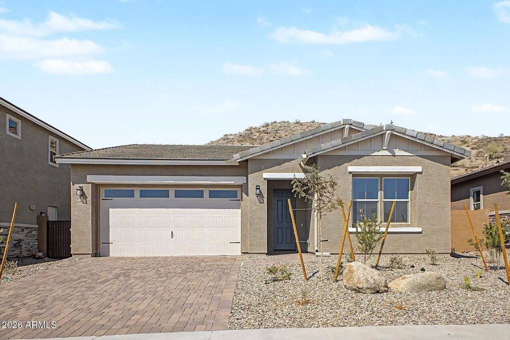 16982 W Desert Lane, Goodyear