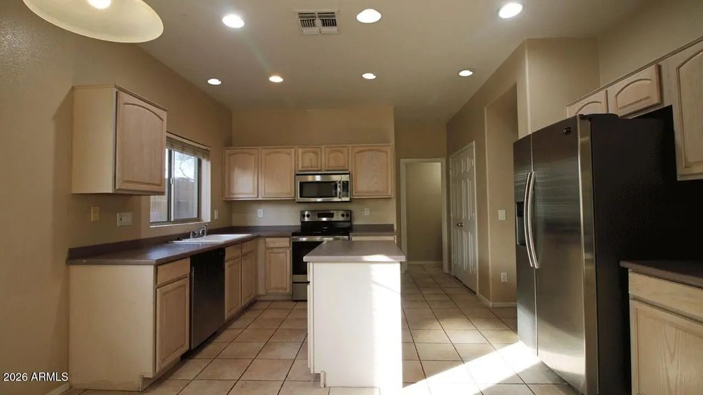 3414 W Steinbeck Drive, Anthem