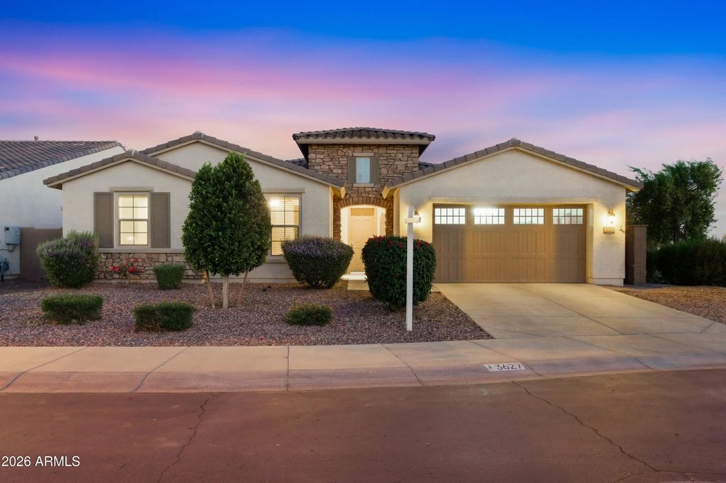 3627 E Blue Spruce Lane, Gilbert