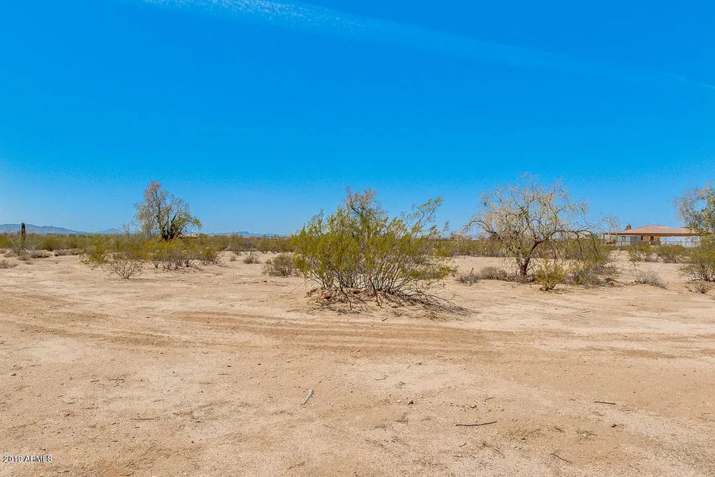 W Equestrian Street (unit -/-/-), Casa Grande