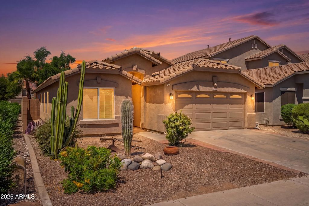 44254 W Mcclelland Drive, Maricopa