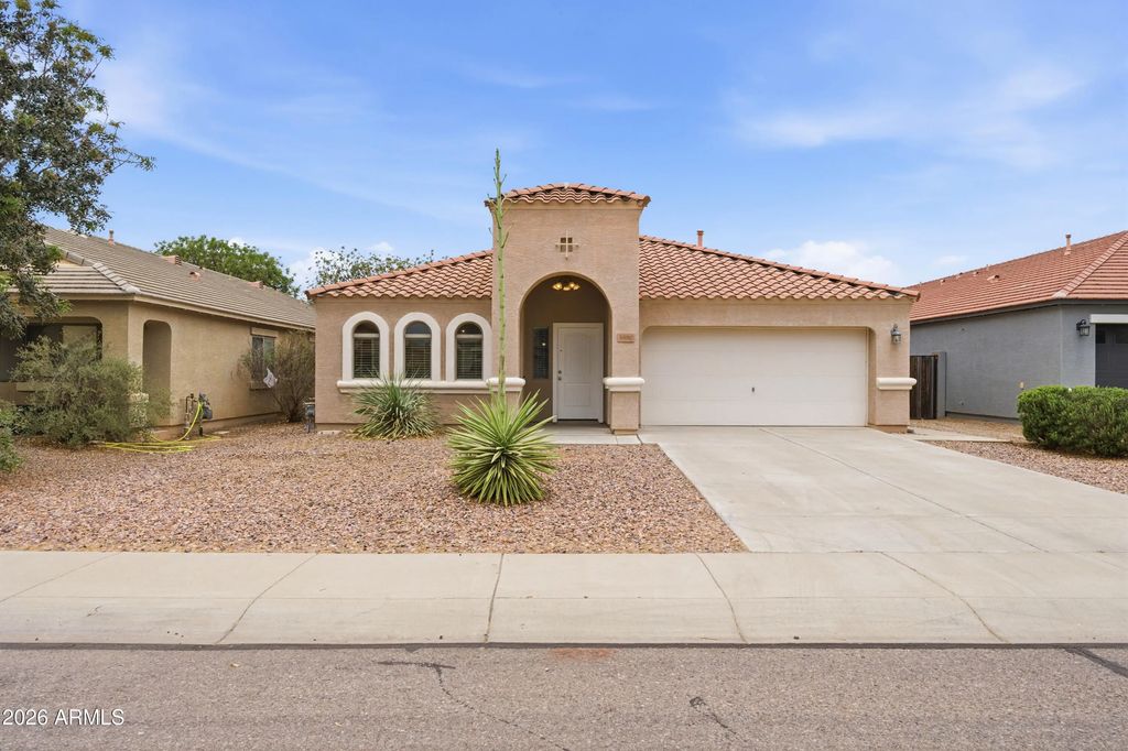 3890 E Graphite Road, San Tan Valley