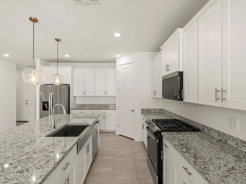 2500 E Vintage Drive, San Tan Valley