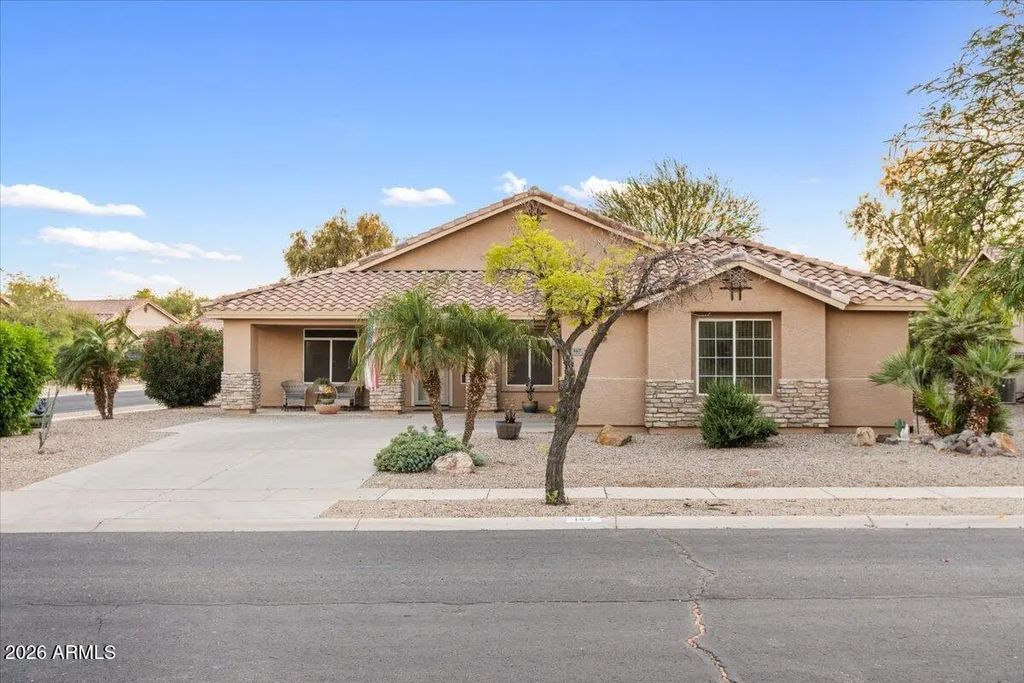 147 S Los Cielos Lane, Casa Grande