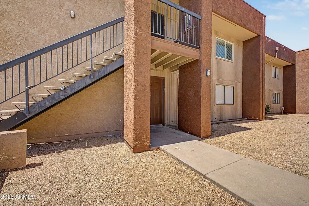 3810 N Maryvale Parkway (unit 1063), Phoenix