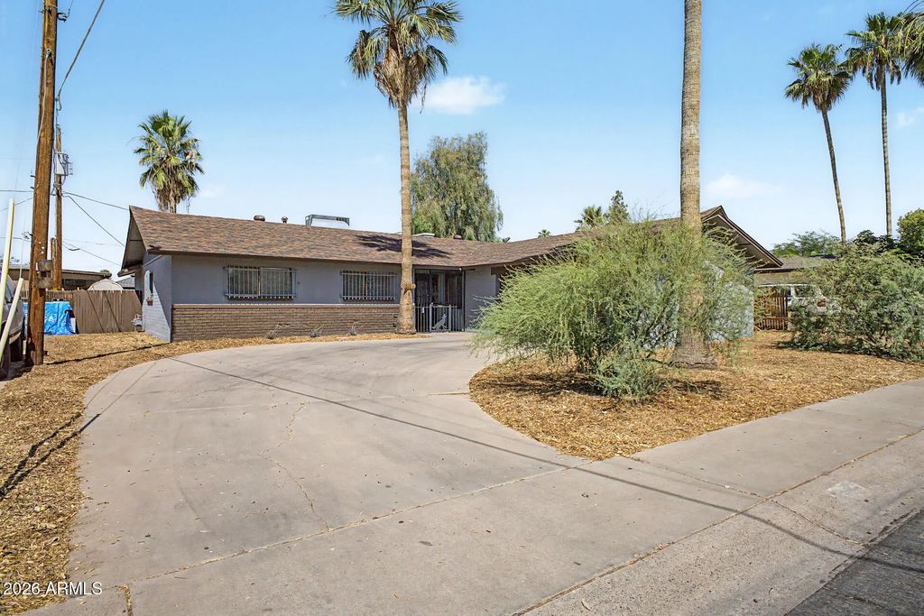 6414 N 45th Avenue, Glendale