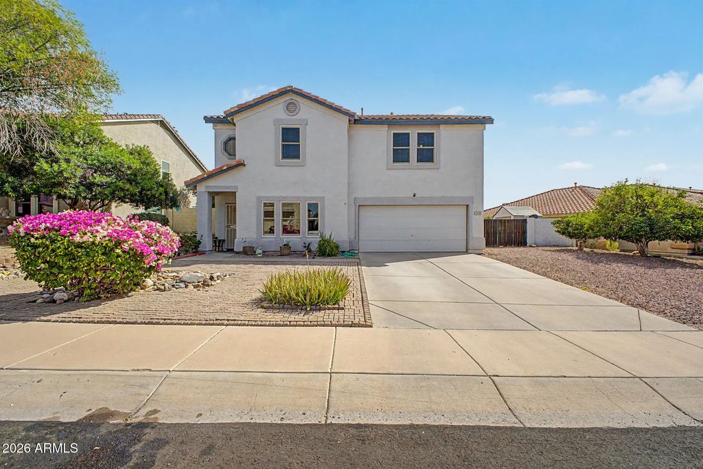 10621 W Sands Drive, Peoria