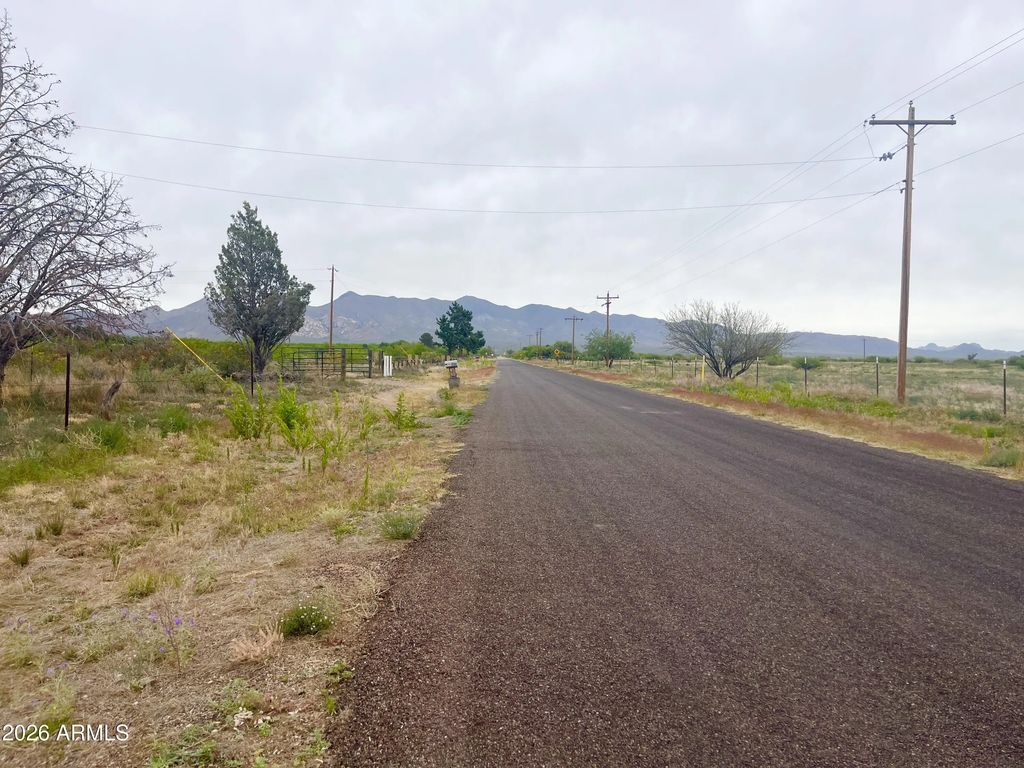 37xx W Whitewater School Road (unit 3), Elfrida