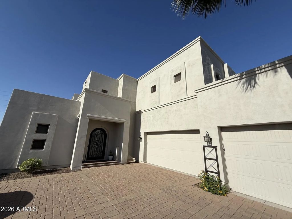 8502 E Amelia Avenue, Scottsdale