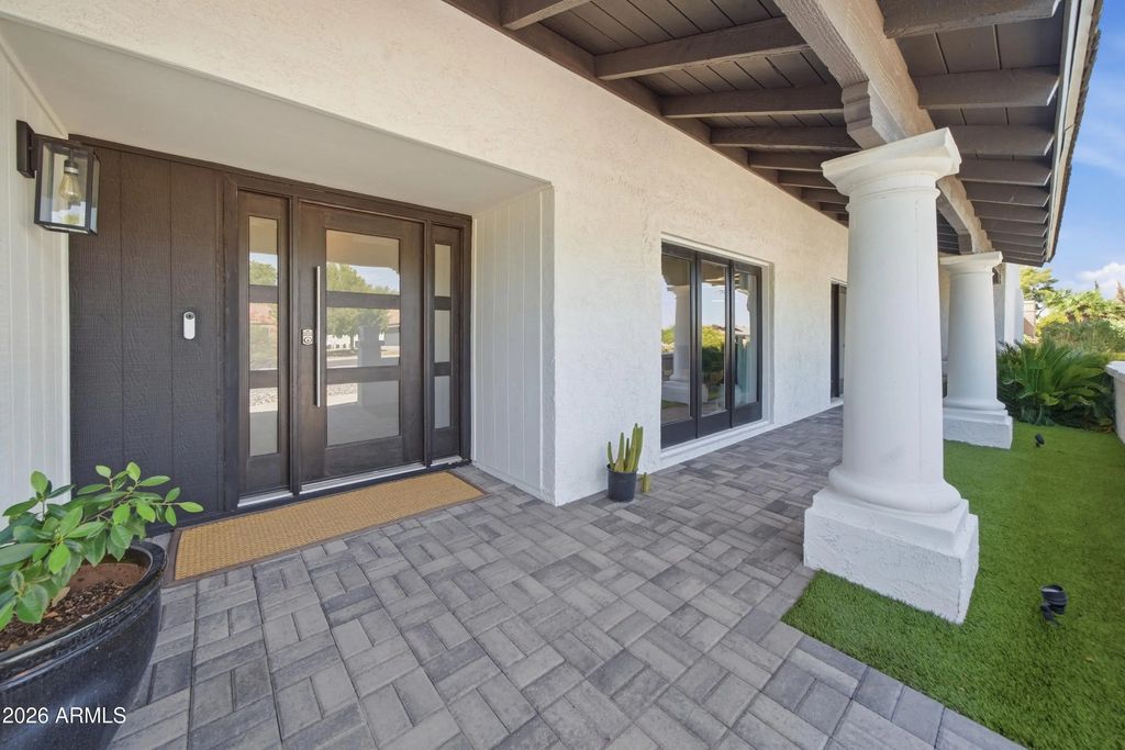 6413 W Bloomfield Road, Glendale