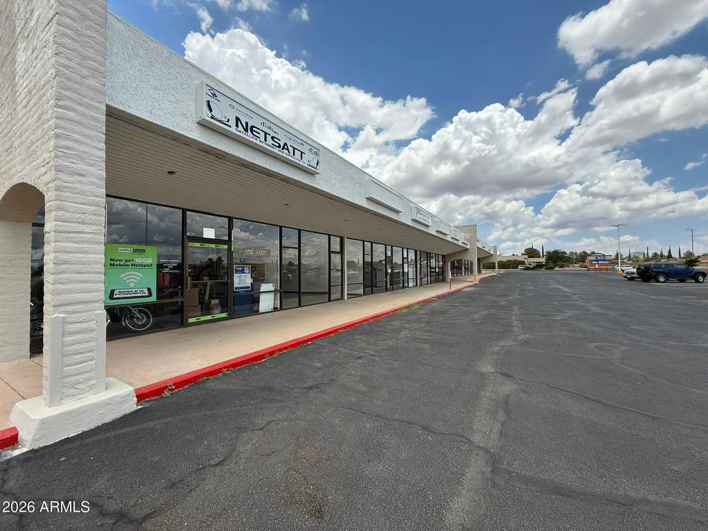 1344 N San Antonio Avenue, Douglas