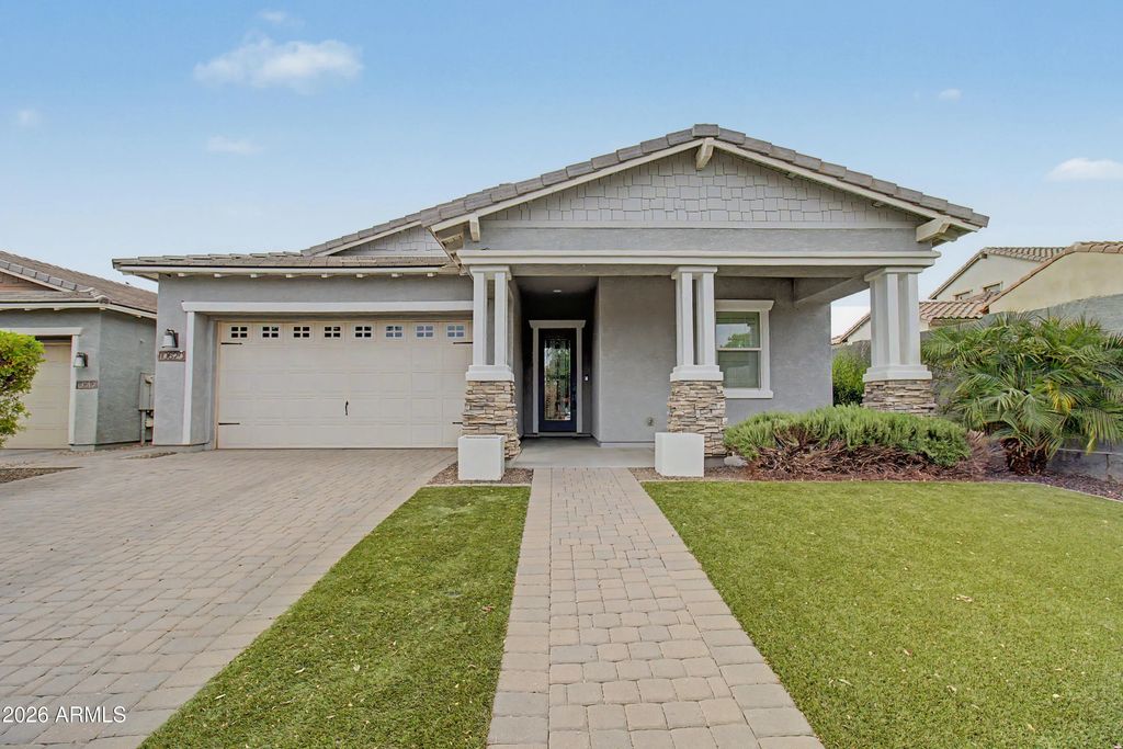 10620 E Simone Avenue, Mesa