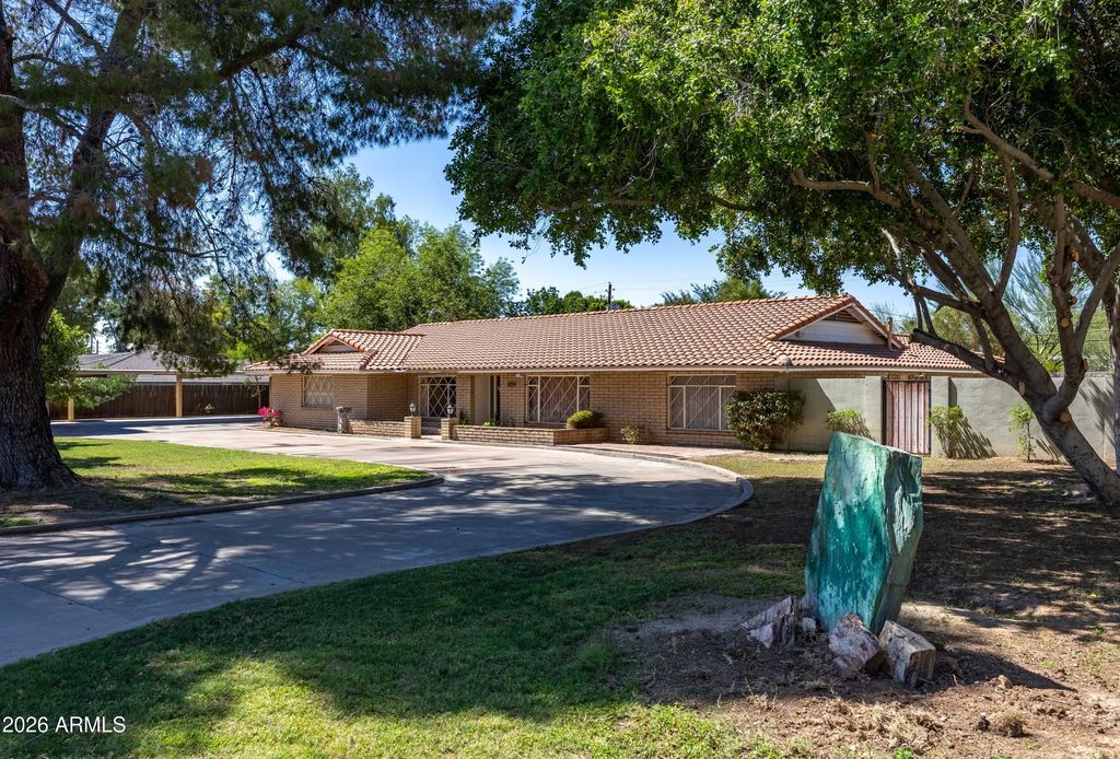 2234 E Missouri Avenue, Phoenix