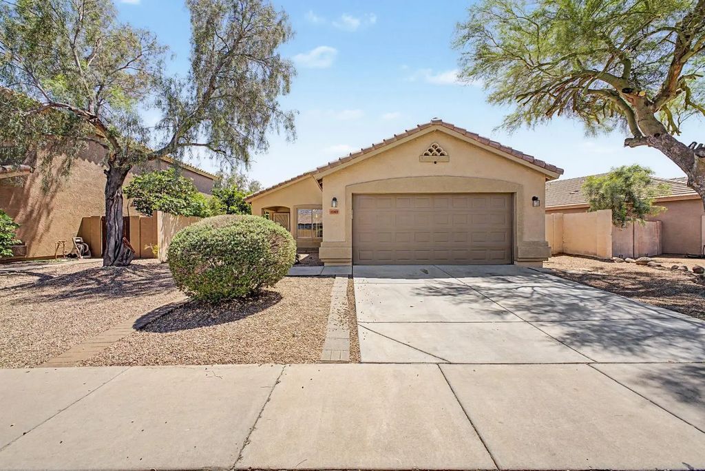 7043 W Phelps, Peoria
