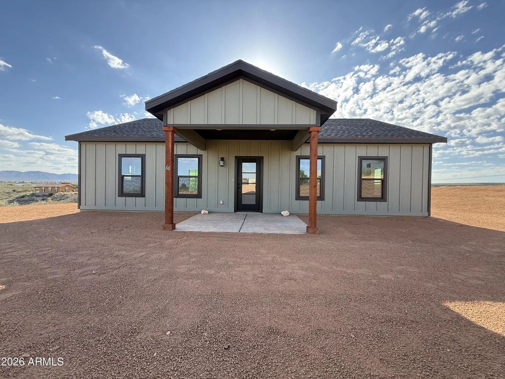 66 N Papago Place, Tombstone