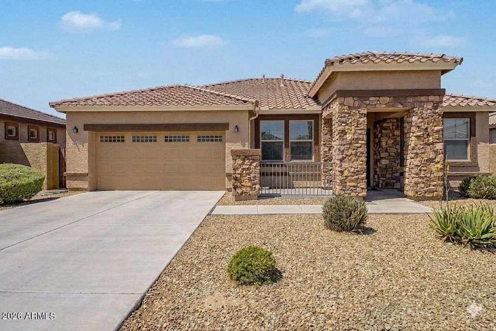 18076 W Redwood Lane, Goodyear