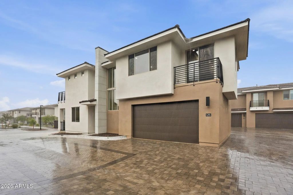 2121 W Sonoran Desert Drive (unit 126), Phoenix