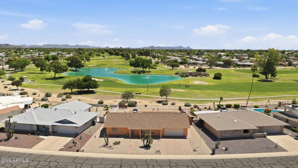 18221 N Willowbrook Drive, Sun City