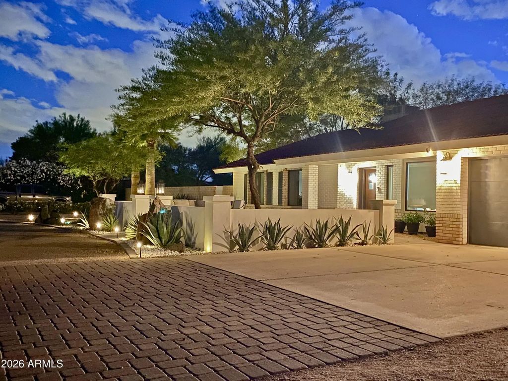 15602 N 37th Street, Phoenix