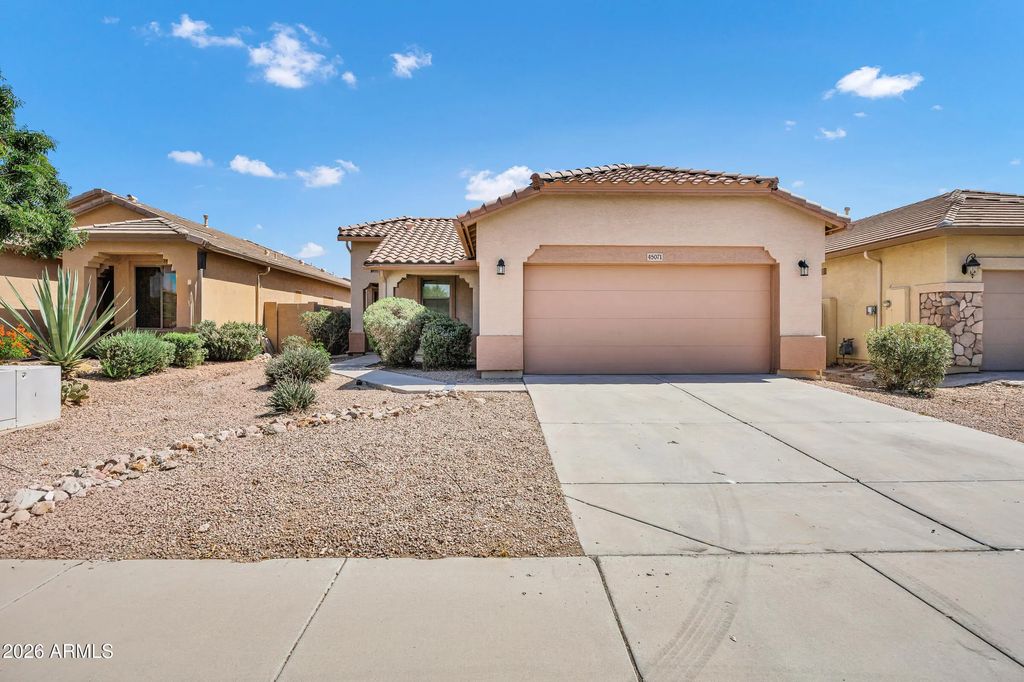 45071 W Yucca Lane, Maricopa