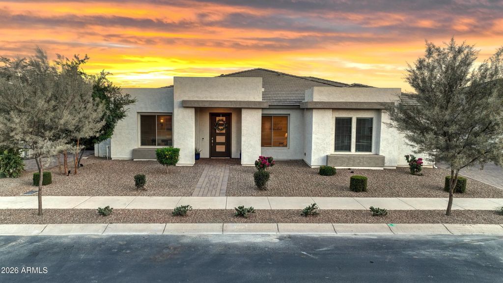 23017 E Via De Olivos, Queen Creek
