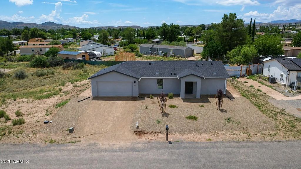 20581 E Cholla Drive, Mayer