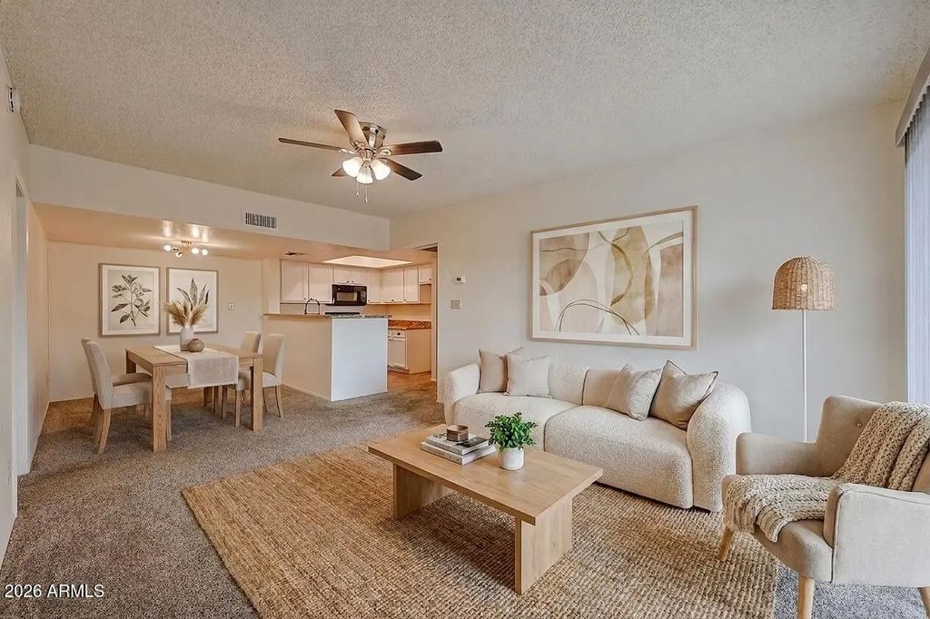 5757 W Eugie Avenue (unit 2073), Glendale
