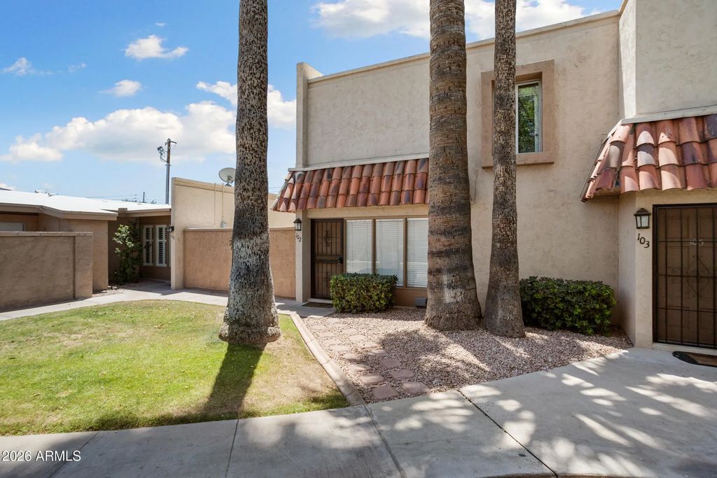 1320 E Bethany Home Road (unit 102), Phoenix