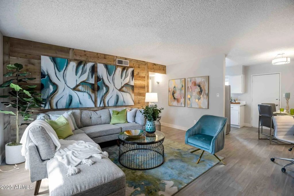 2627 N 45th (unit 1c), Phoenix
