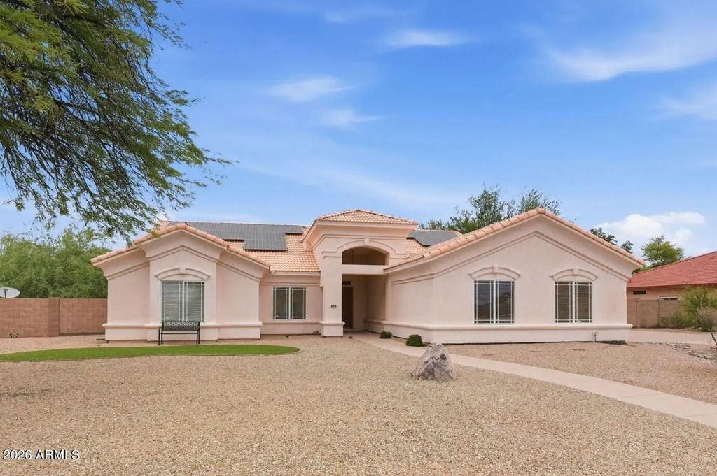 320 E Quail Court, Casa Grande