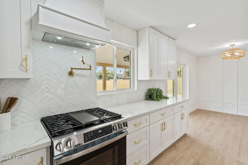 8314 E Camelback Road, Scottsdale