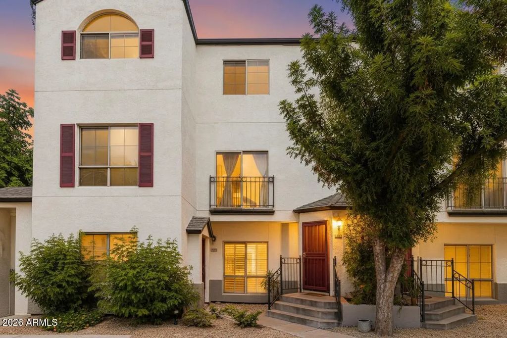 100 E Fillmore Street (unit 216), Phoenix