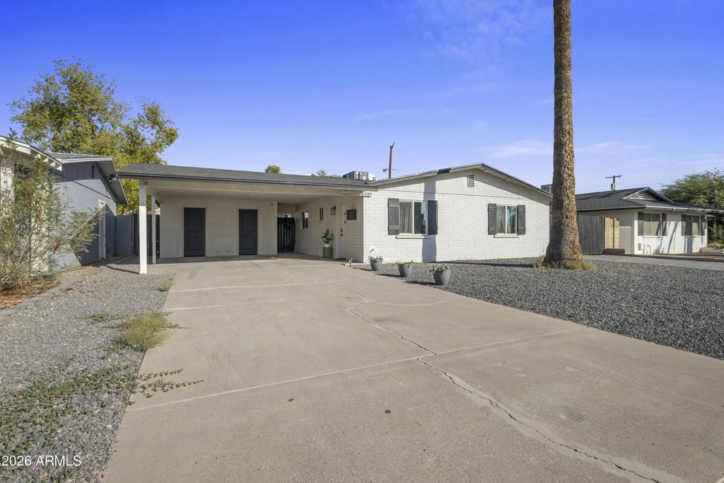 1809 N 42nd Street, Phoenix