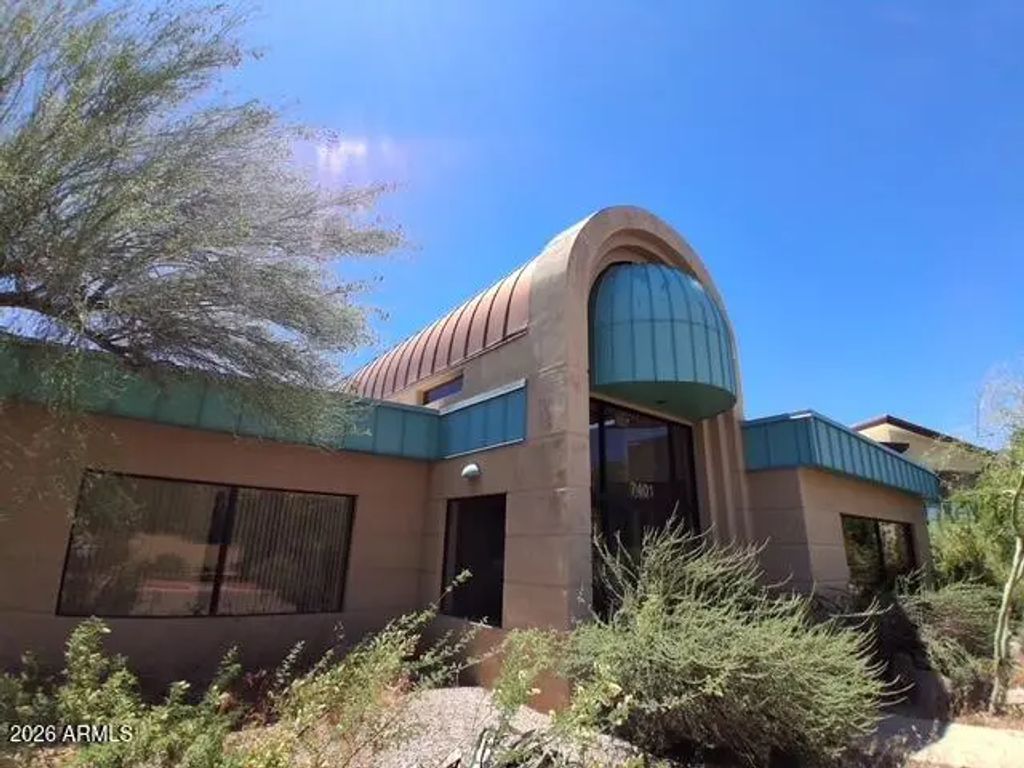 7401 E Easy Street, Carefree