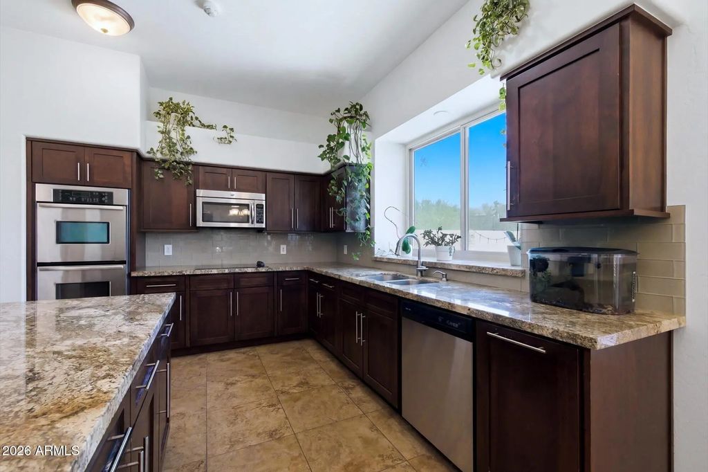 4601 E Ramuda Drive, Phoenix
