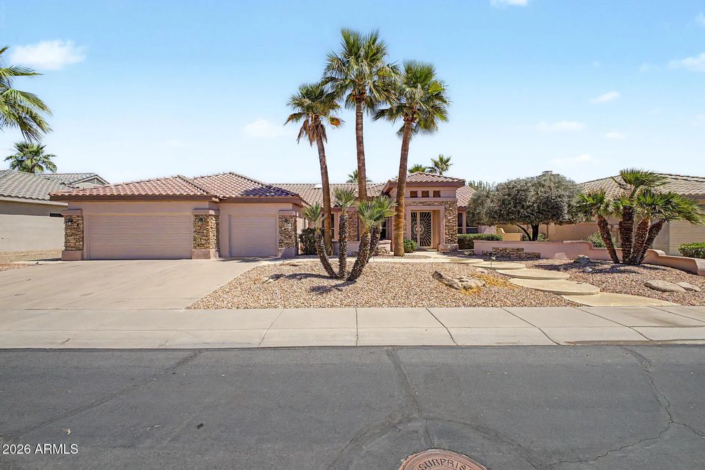 16110 W Desert Winds Drive, Surprise