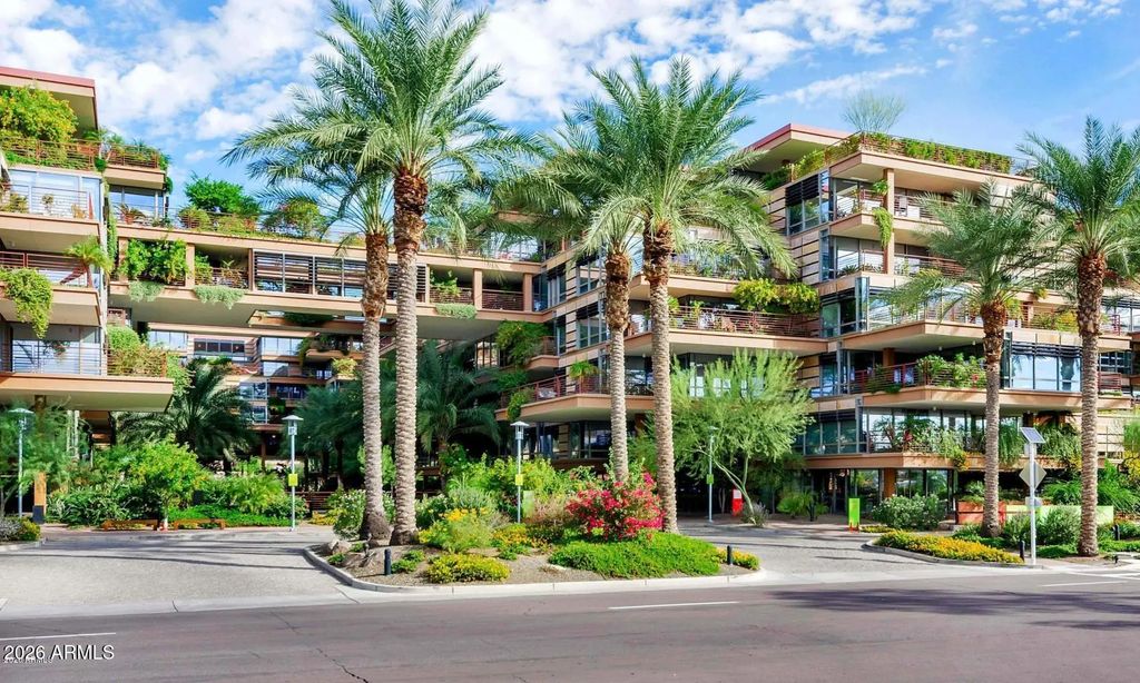 7161 E Rancho Vista Drive (unit 2008), Scottsdale